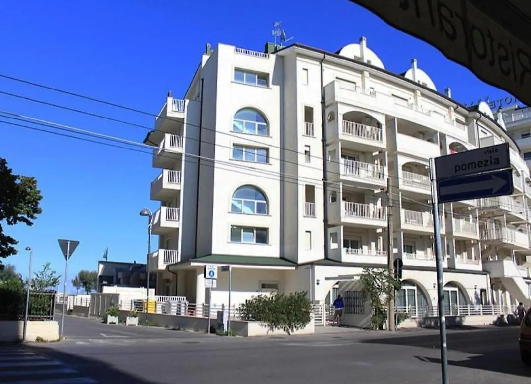 Residence Amore Fronte Spiaggia Rimini Daire