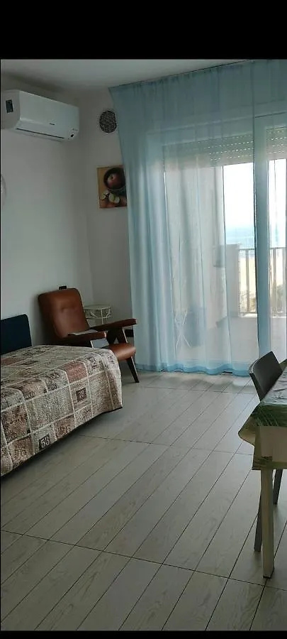 Residence Amore Fronte Spiaggia Rimini Daire