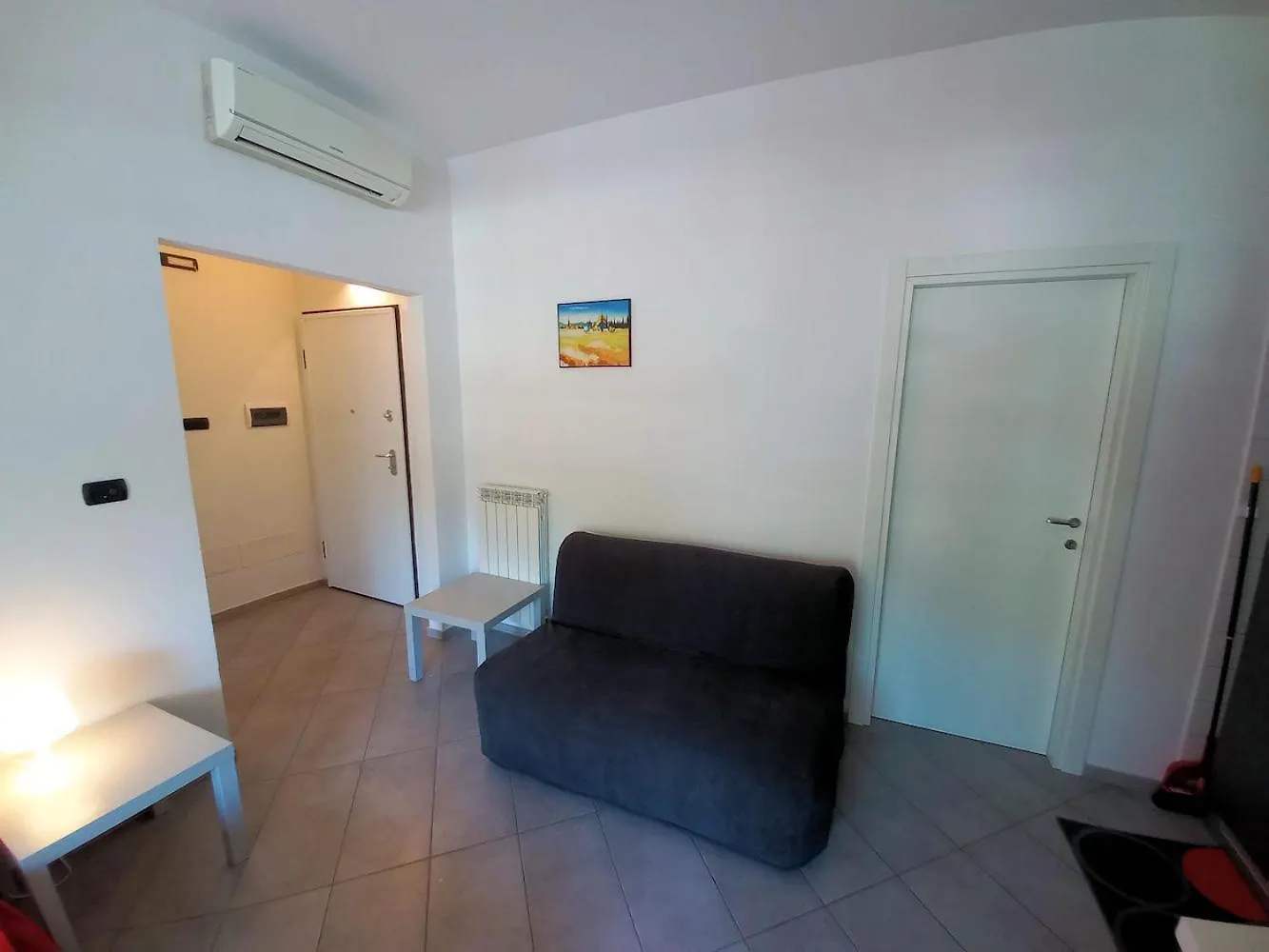 Residence Amore Fronte Spiaggia Rimini 0*,  İtalya